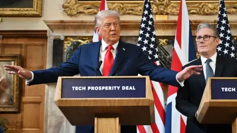 Trump Proposes Keir Starmer May Deploy Armed Forces to Control UK Borders